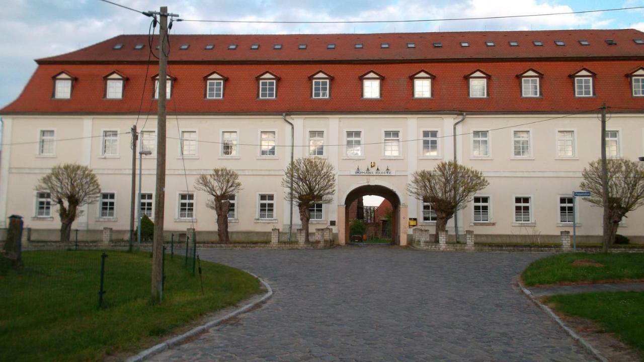 Отель Domaene-Badetz Экстерьер фото